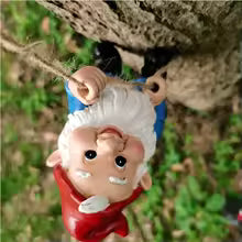 2pcs Whimsical Gnome Climbing Statues for Trees - Outdoor Garden & Patio Wall Decor, Resin, Whimsical Garden Decor